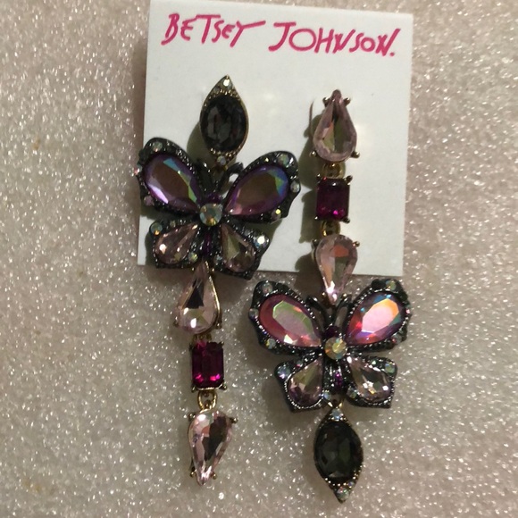 Betsey Johnson earrings - Picture 2 of 4